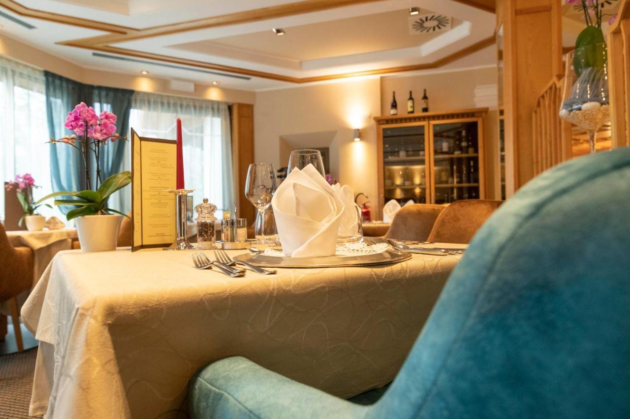 Hotel Burggraeflerhof Мерано Екстер'єр фото