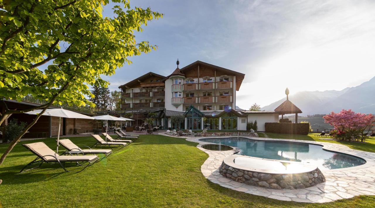 Hotel Burggraeflerhof Мерано Екстер'єр фото