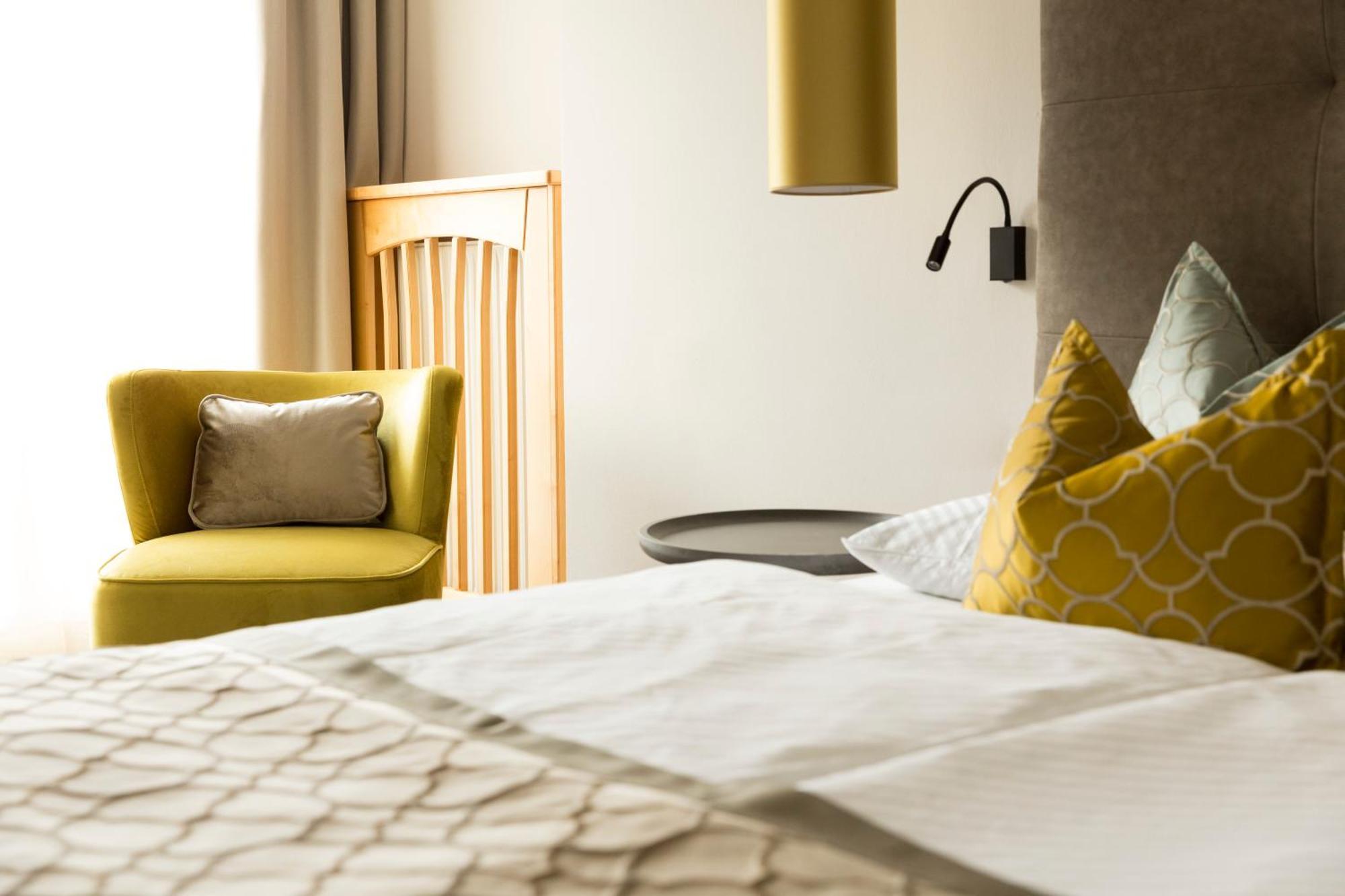Hotel Burggraeflerhof Мерано Екстер'єр фото