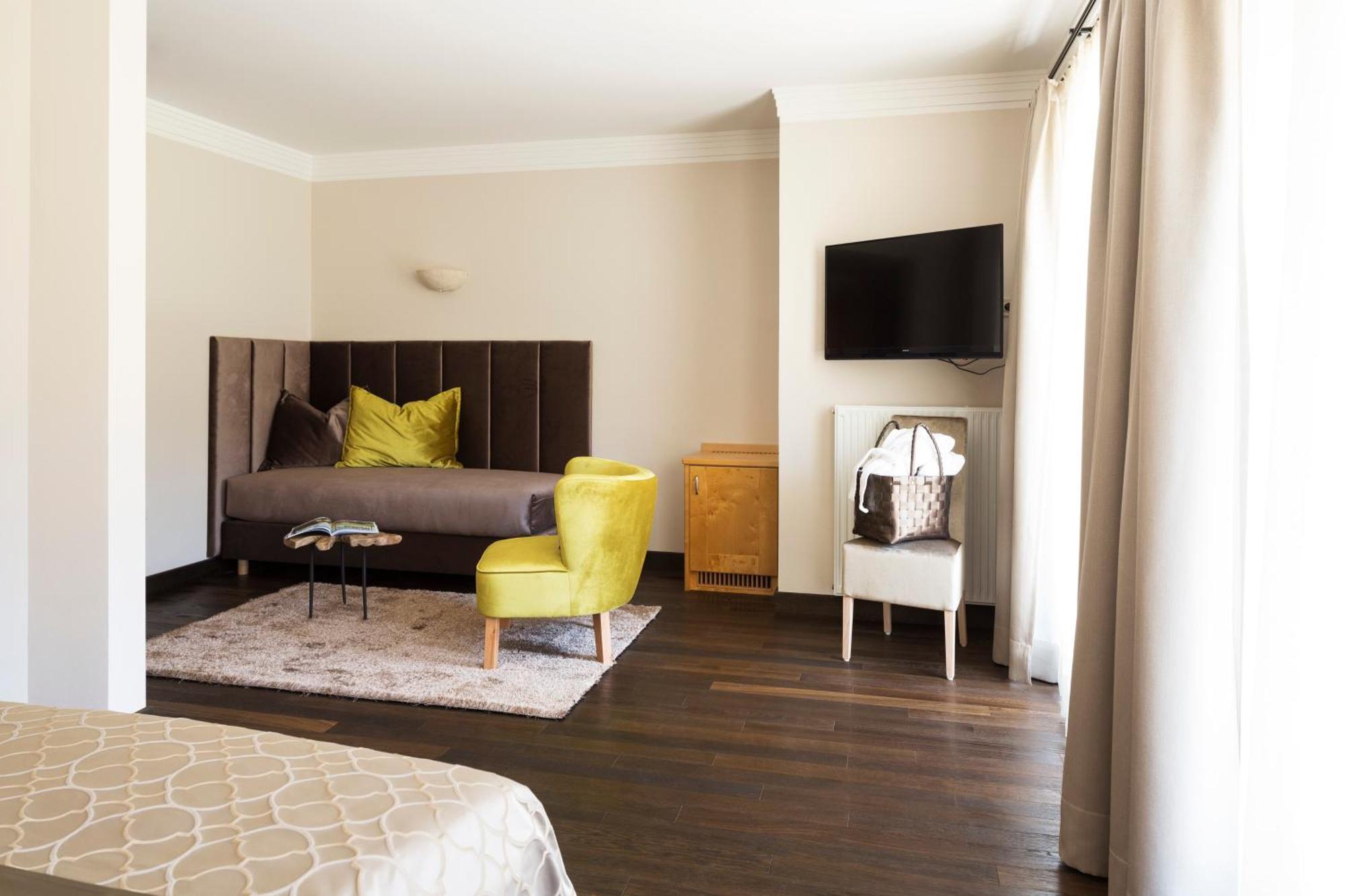 Hotel Burggraeflerhof Мерано Екстер'єр фото
