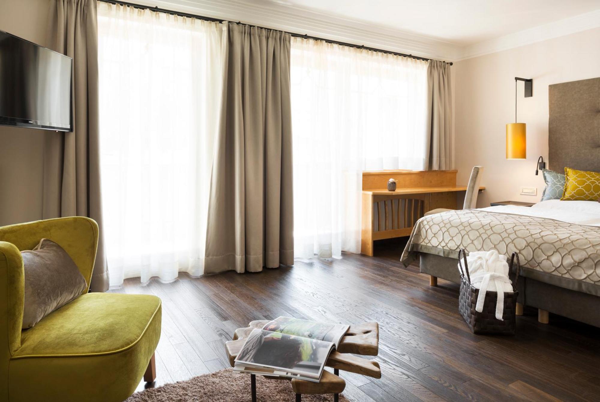 Hotel Burggraeflerhof Мерано Екстер'єр фото