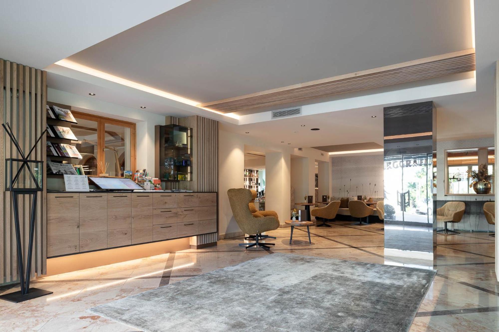 Hotel Burggraeflerhof Мерано Екстер'єр фото