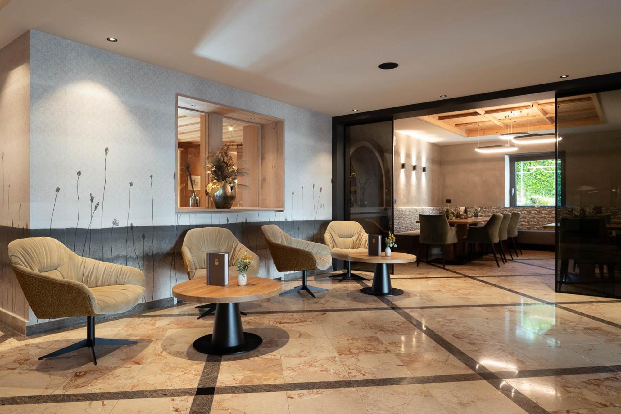 Hotel Burggraeflerhof Мерано Екстер'єр фото