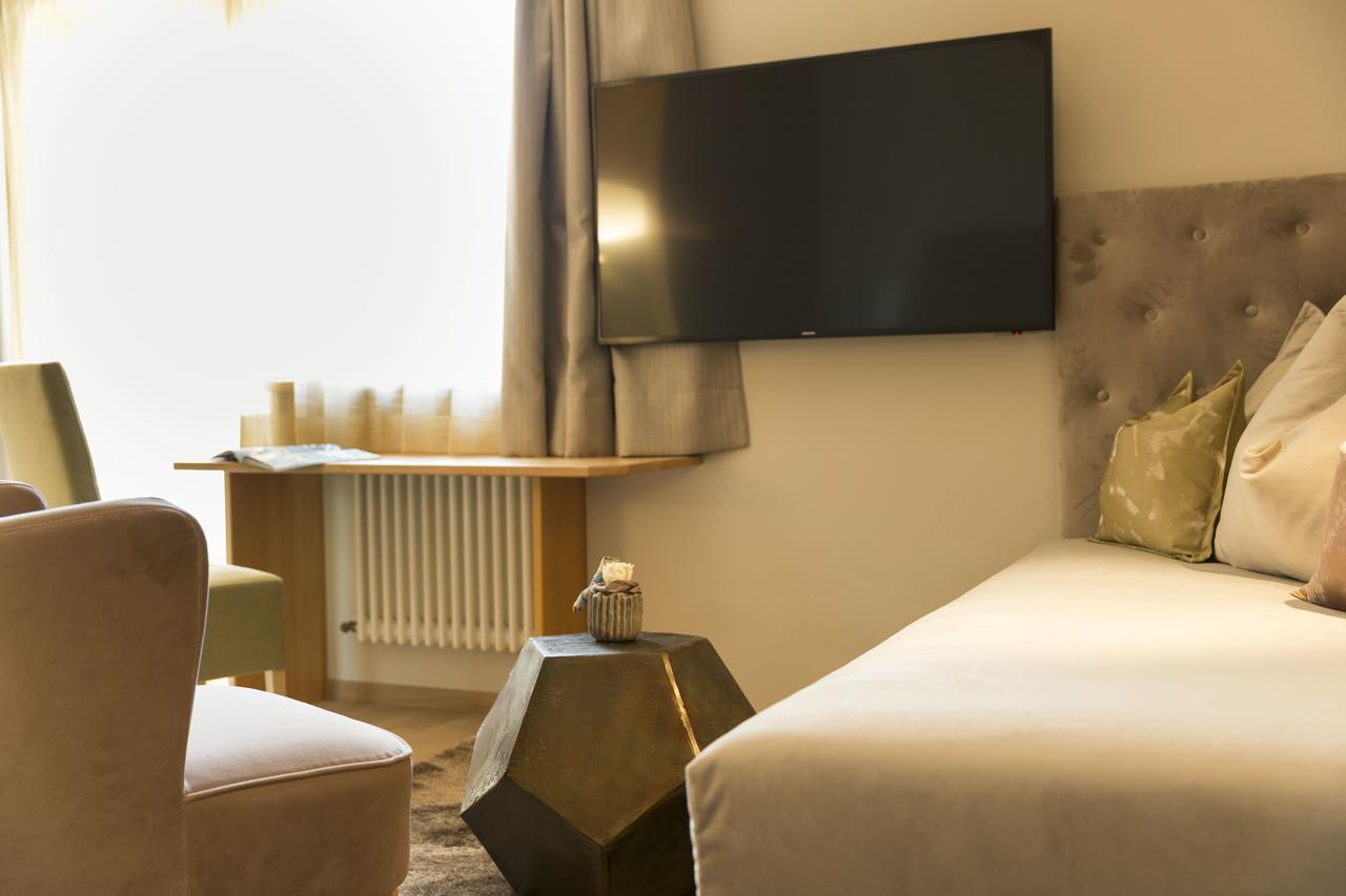Hotel Burggraeflerhof Мерано Екстер'єр фото